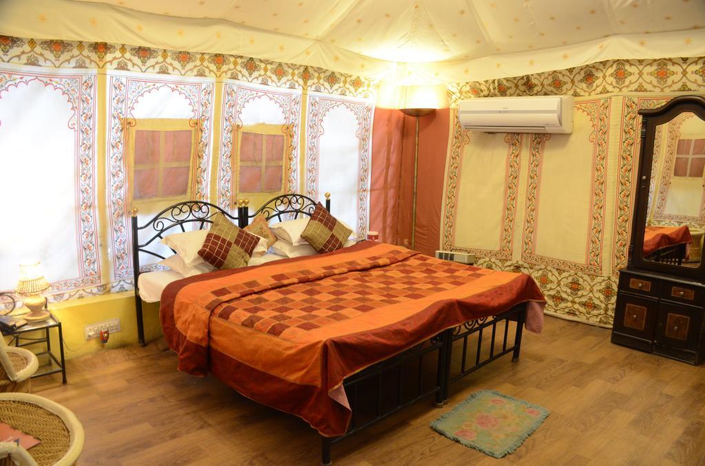 The Aravali Tent Resort Udaipur Zimmer foto