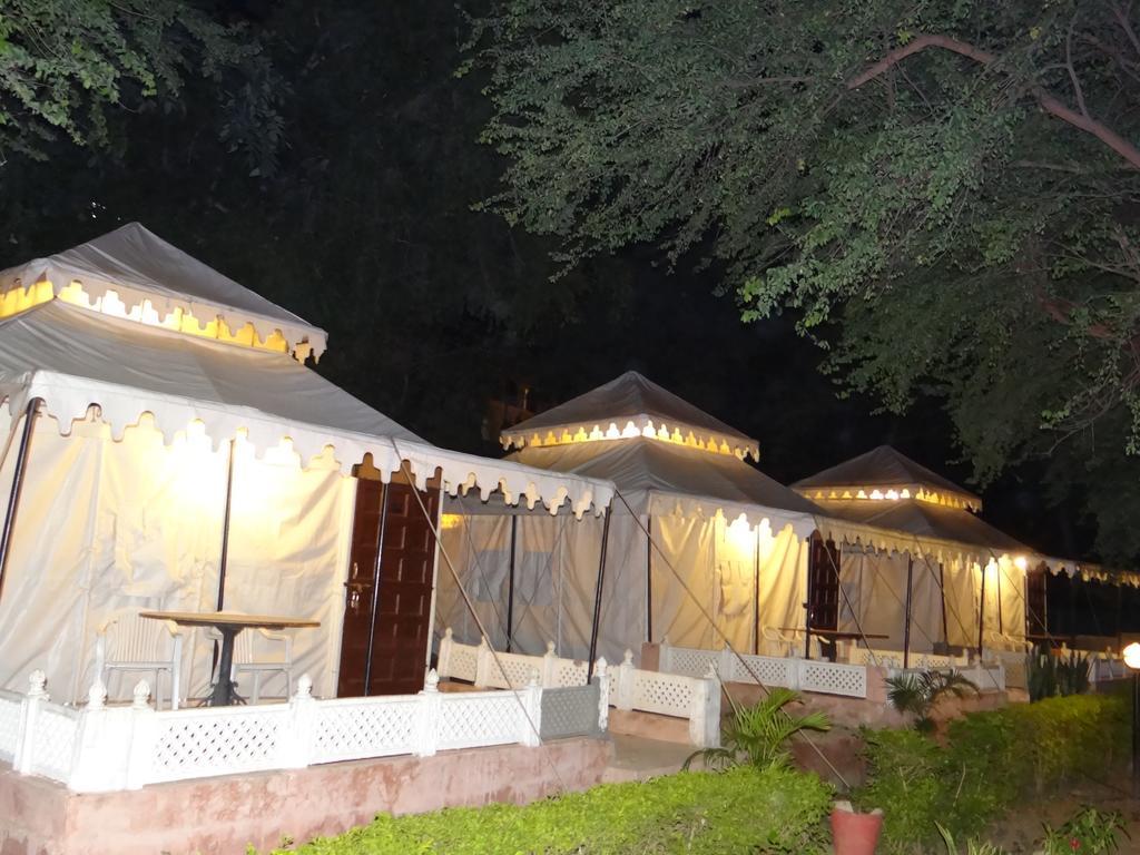 The Aravali Tent Resort Udaipur Zimmer foto